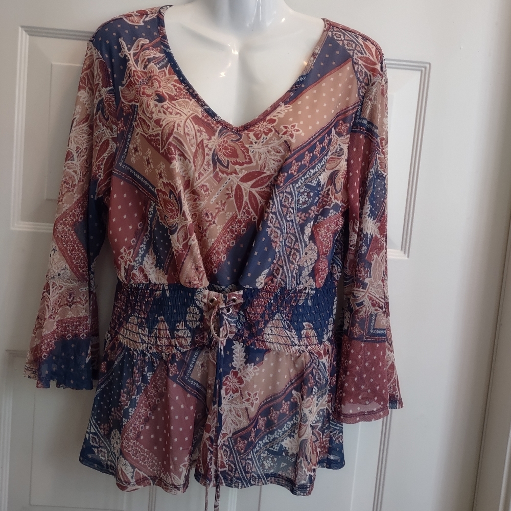 URBAN GIRL / Bell Sleeve